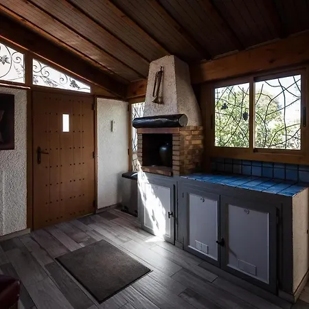 Maison 6 Personnes Piscine Et Jacuzzi *