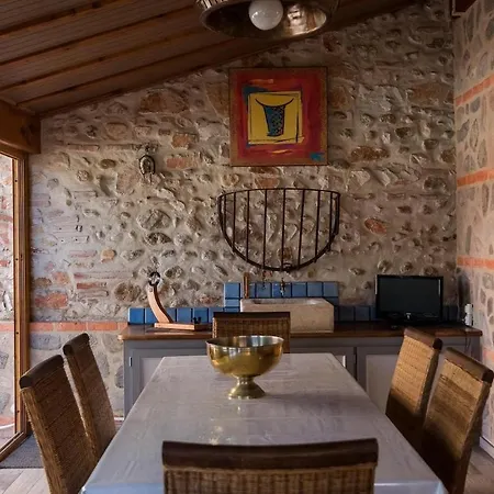 Holiday home Maison 6 Personnes Piscine Et Jacuzzi *