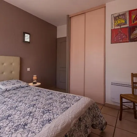 Maison 6 Personnes Piscine Et Jacuzzi